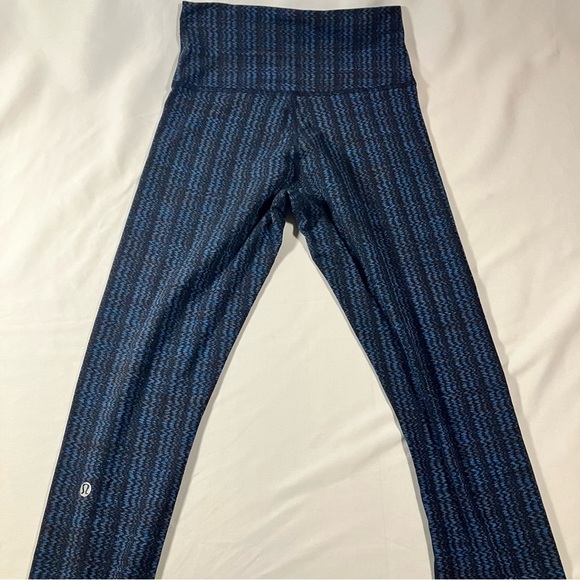 Lululemon Wunder Under High Low Ziggy Wee August Inkwell pattern blue leggings 4 - Picture 7 of 9